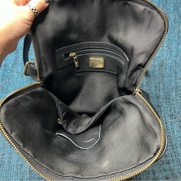 L.Credi Pebbled Leather Convertible Backpack in Black Made in Italy - Picture 3 of 6